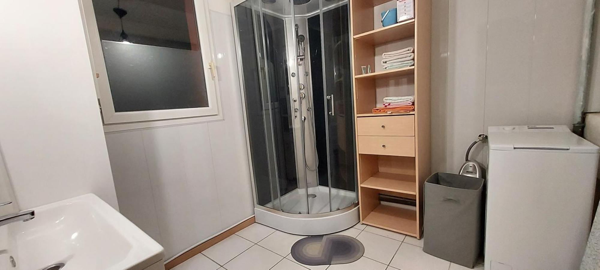 Le Barcares Logement Climatise Pour 6 Personnes, Draps Et Serviettes Non Fournis Air-Conditioned Accommodation For 6 People, Sheets And Towels Not Provided Alojamiento Con Aire Acondicionado Para 6 Personas, Sabanas Y Toallas No Incluidas Exterior foto